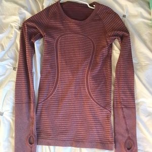 Lulu Lemon Long Sleeve Shirt! SIZE 2